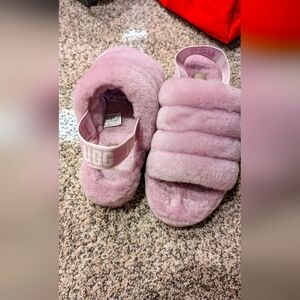 Ugg slippers pink